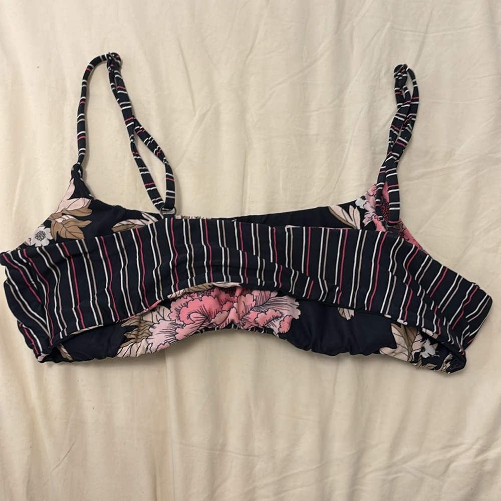Billabong bikini - Picture 3 of 9
